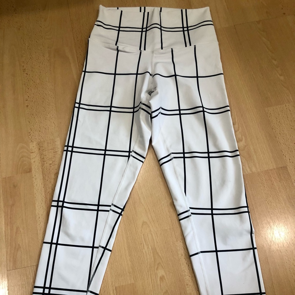 DYI Hi Rise White Black Grid 7/8 Legging S